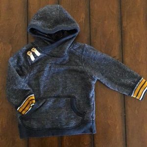 12M Pull Over Hoodie